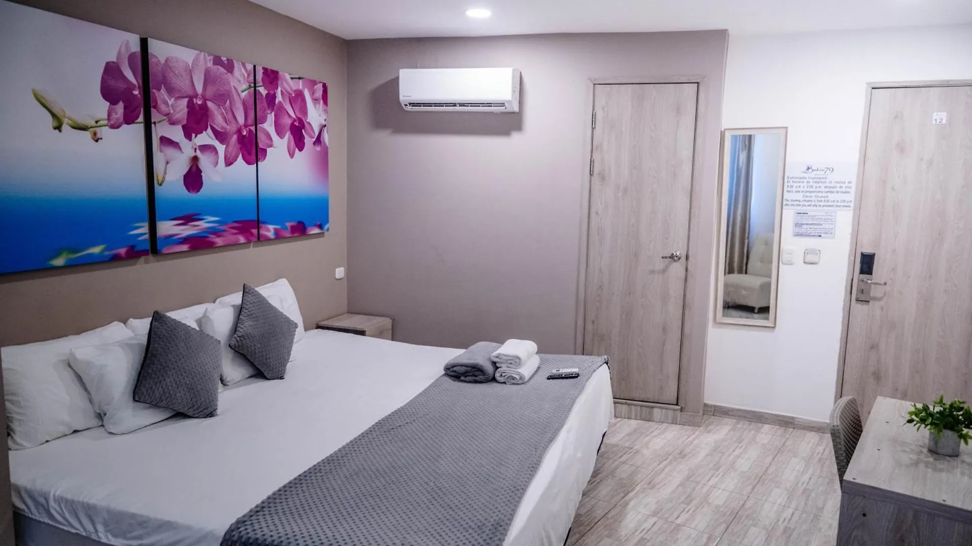 Bahia 79 Apartasuites Cerca al Centro Cartagena Colombia