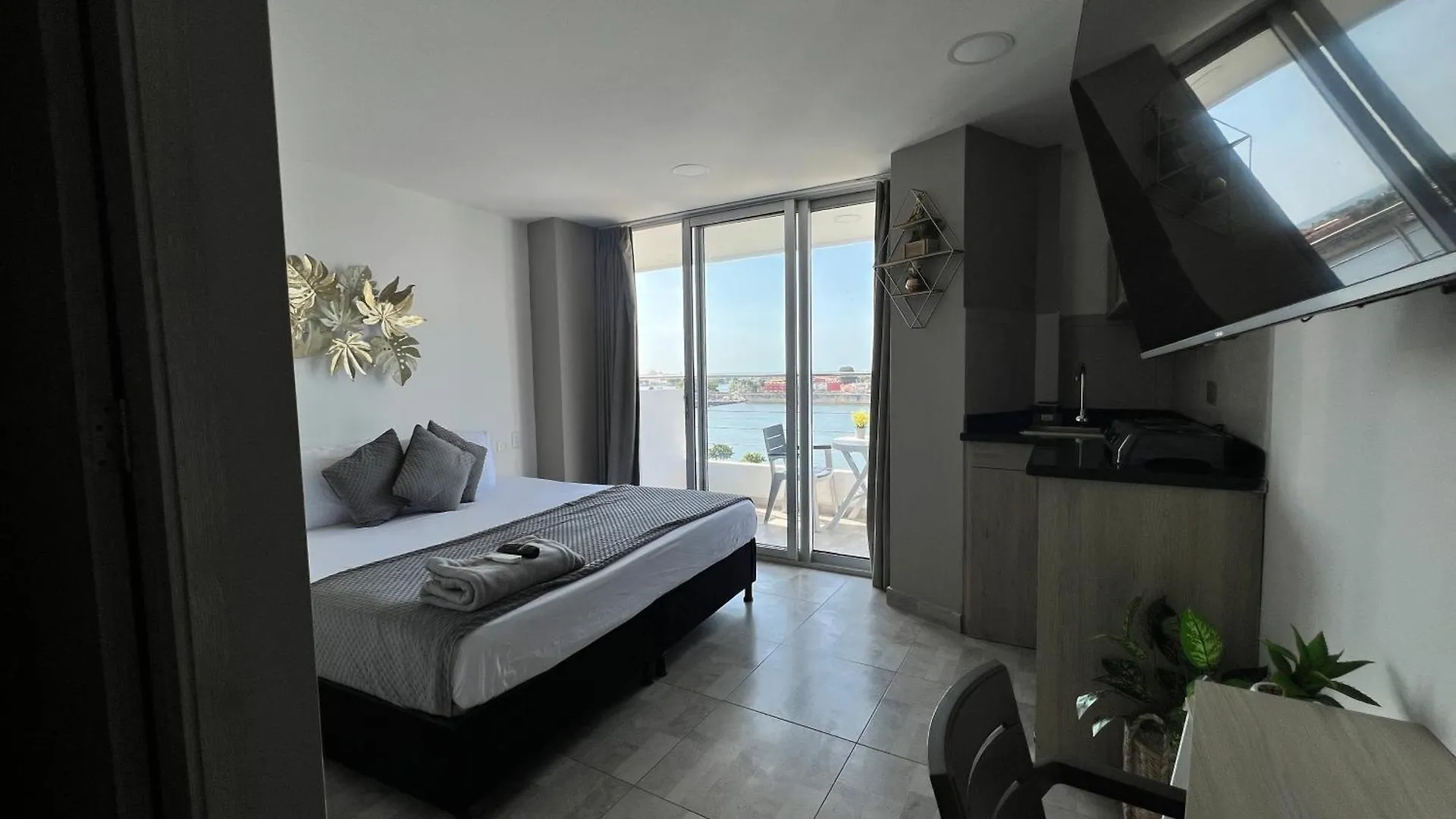 Bahia 79 Apartasuites Cerca Al Centro Cartagena 아파트호텔